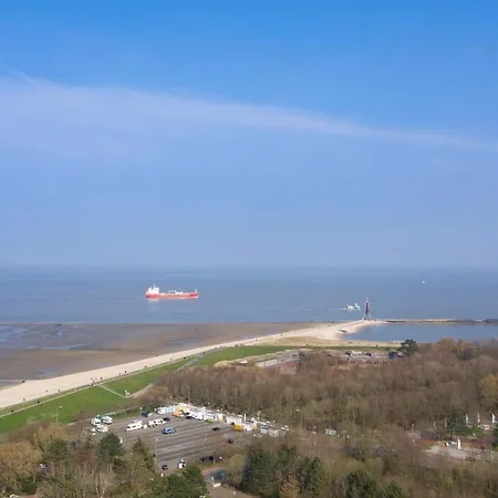 Trafalgar 247 * Cuxhaven